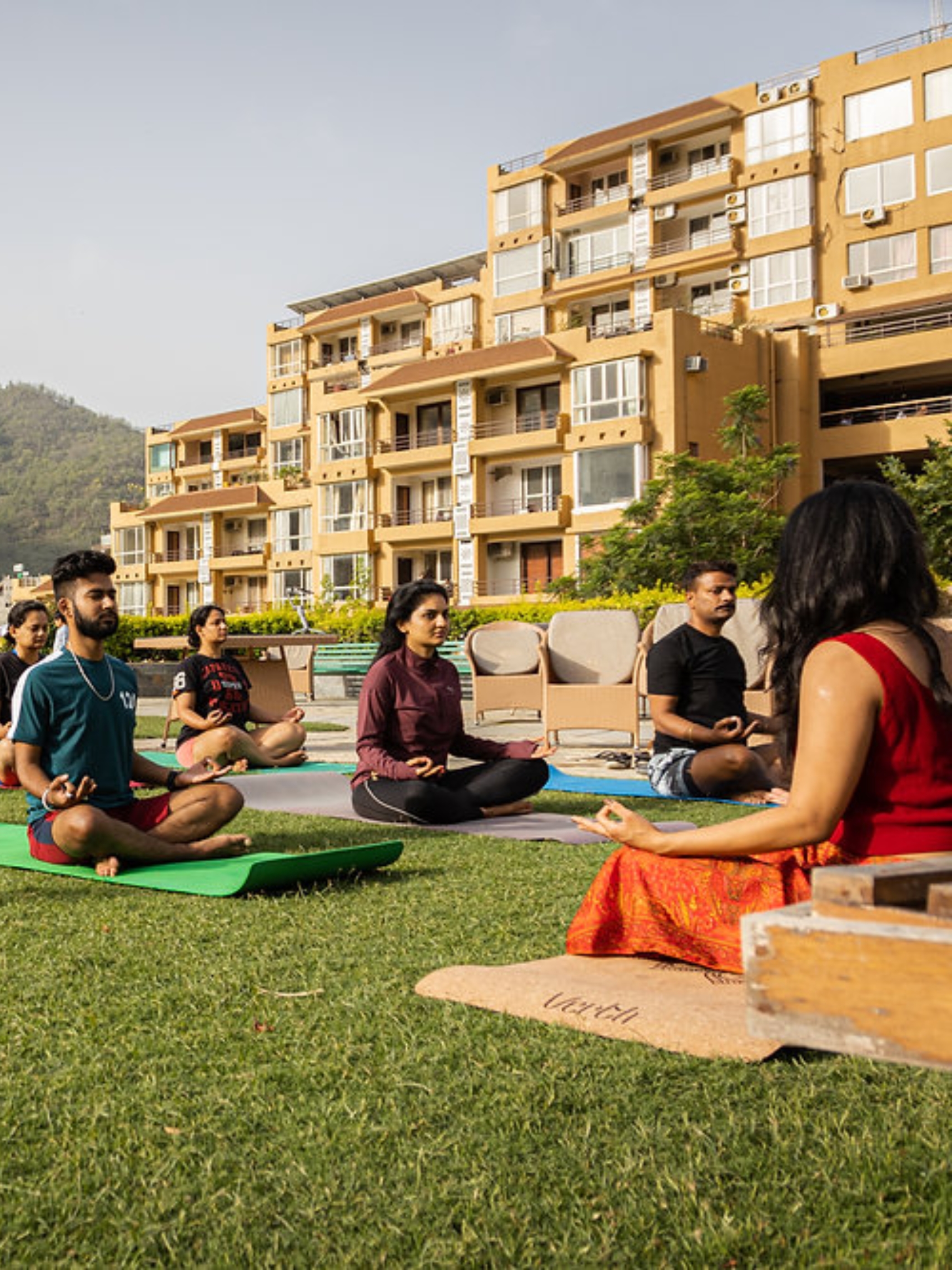 yoga activities in aloha on the ganges