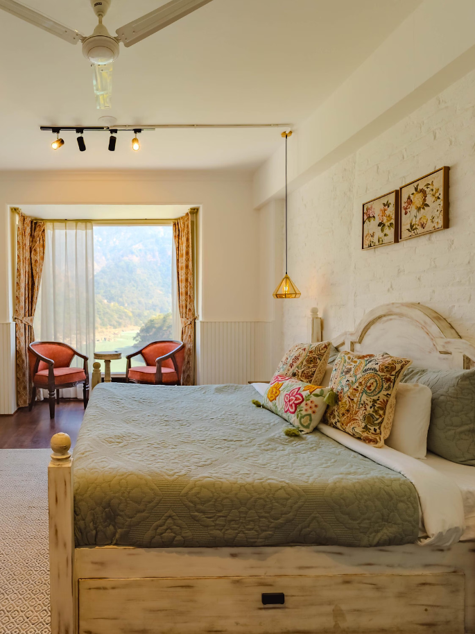 Hotel in Rishikesh Enjoy Summer Vaction